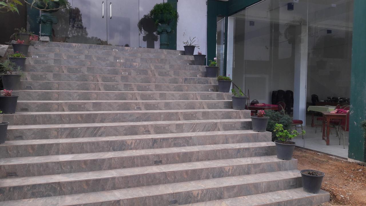 Grand View Hotel Nuwara Eliya Buitenkant foto