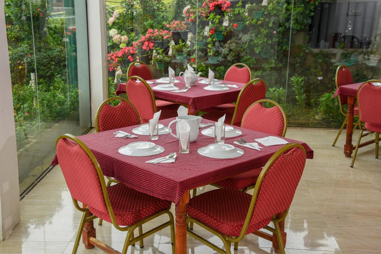 Grand View Hotel Nuwara Eliya Buitenkant foto